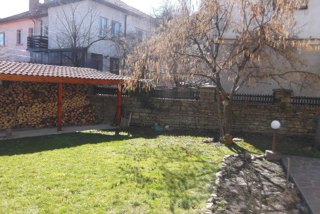 Borova House Hotel Tryavna Exterior photo