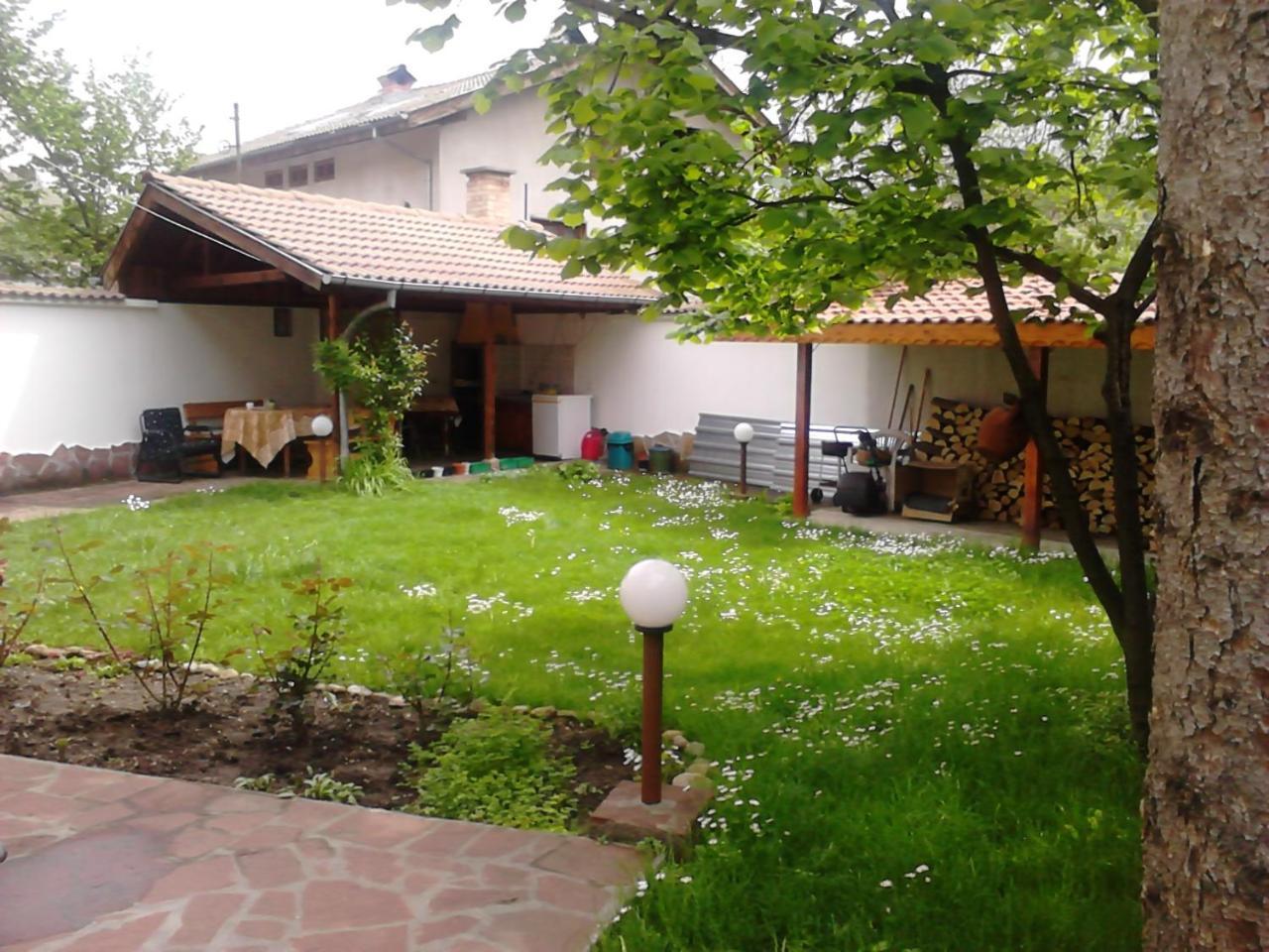 Borova House Hotel Tryavna Exterior photo